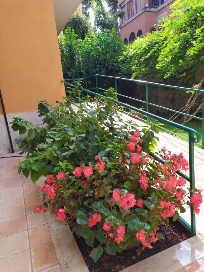 Angolo Sul Giardino Rom Exteriör bild